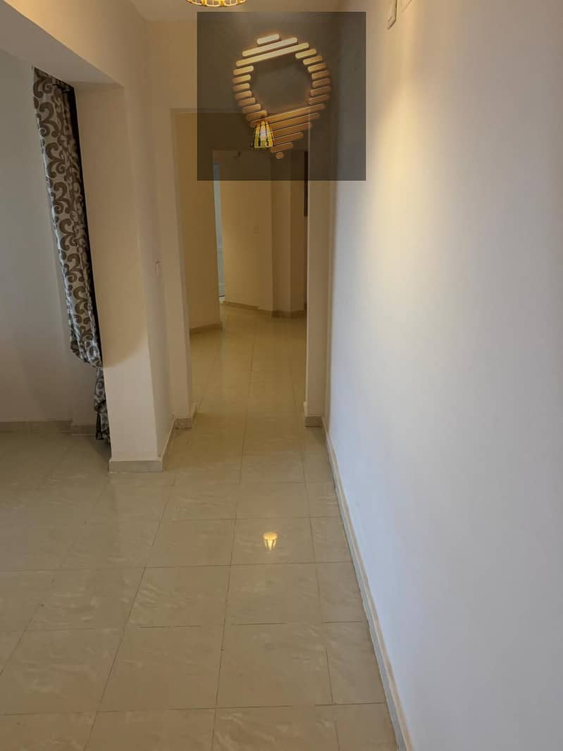 8 WhatsApp Image 2025-10-23 at 14.50. 58_45cbcf21. jpg