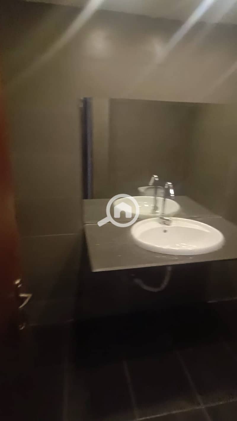 4 WhatsApp Image 2025-10-21 at 4.45. 56 PM (2). jpeg