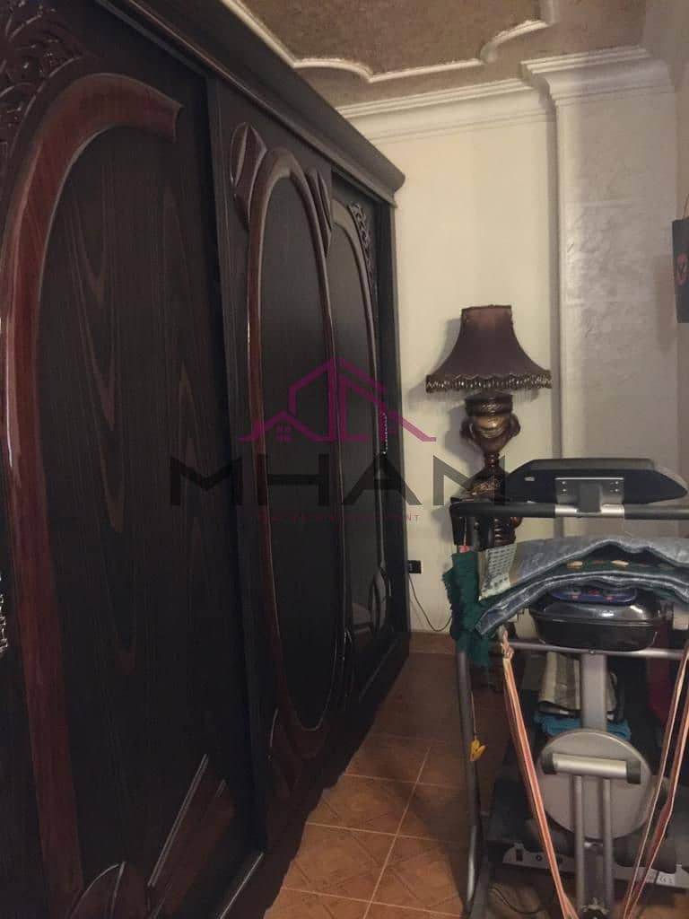 8 photo_5992216403357928382_y. jpg