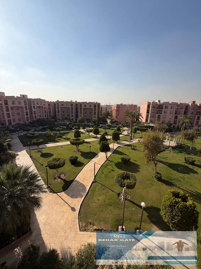 14 41334f73-6540-47dd-939f-23d7788c85bf. jpg