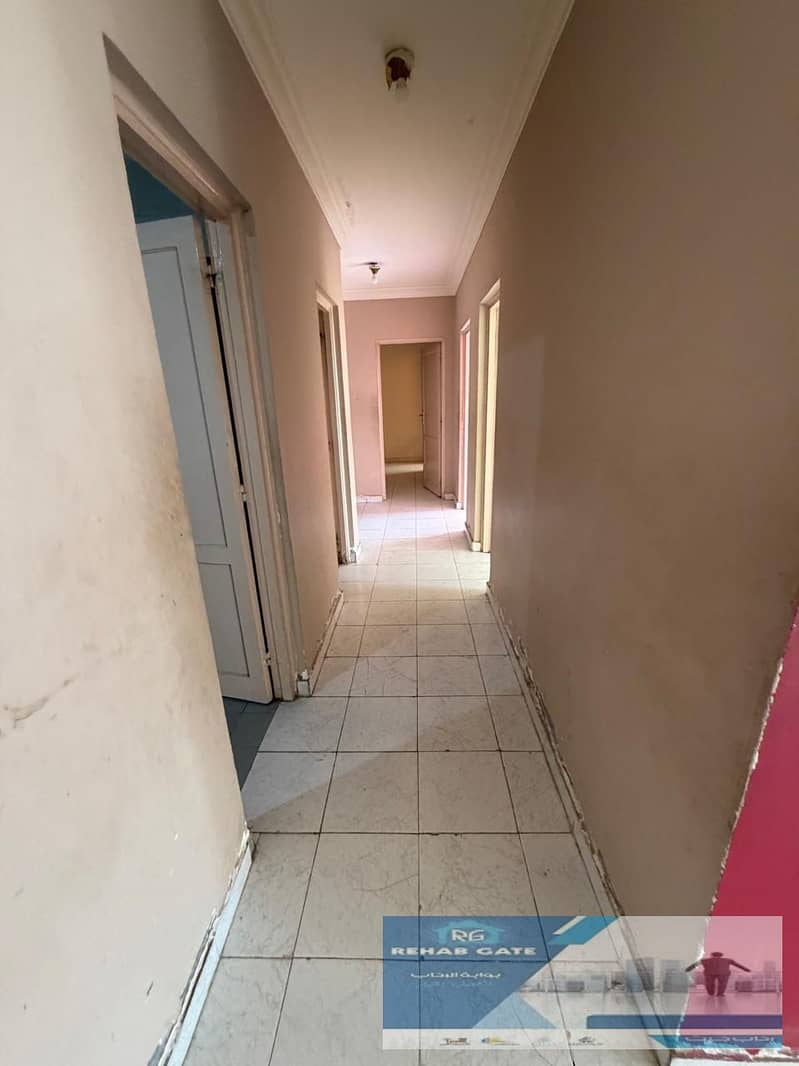 22 e05c8942-ebb7-4b54-b855-18a48e6a875a. jpg