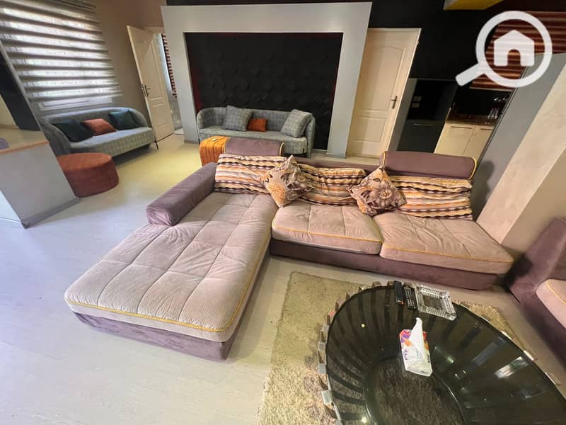 13 045f1d7a-7354-4a25-acbf-ec0f2faaf99e. jpg