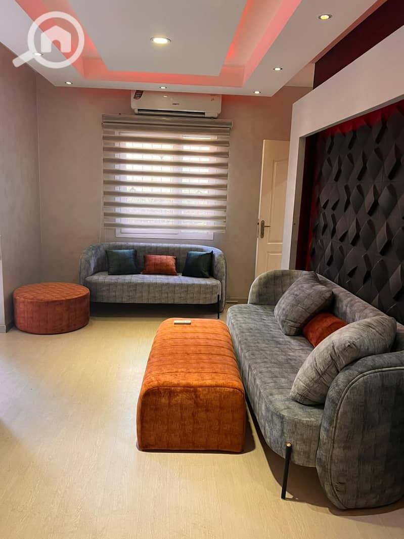 15 50072639-c6e9-4295-a773-1511944f9f97. jpg