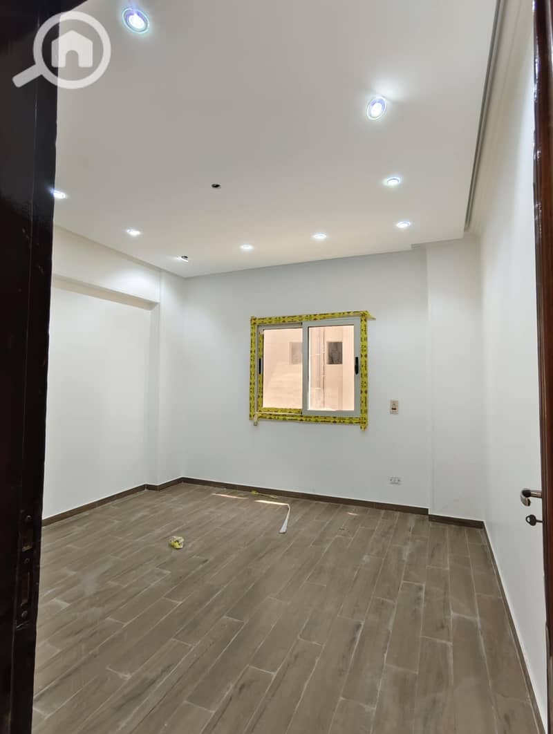 4 d559230d-2a8c-489b-af94-012b9712eaf8. jpeg