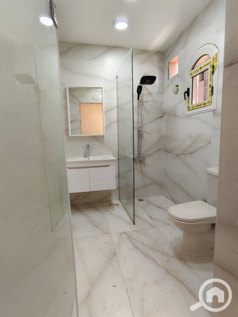 8 44560c22-9b4b-4fde-9391-35591ae05bc4. jpeg