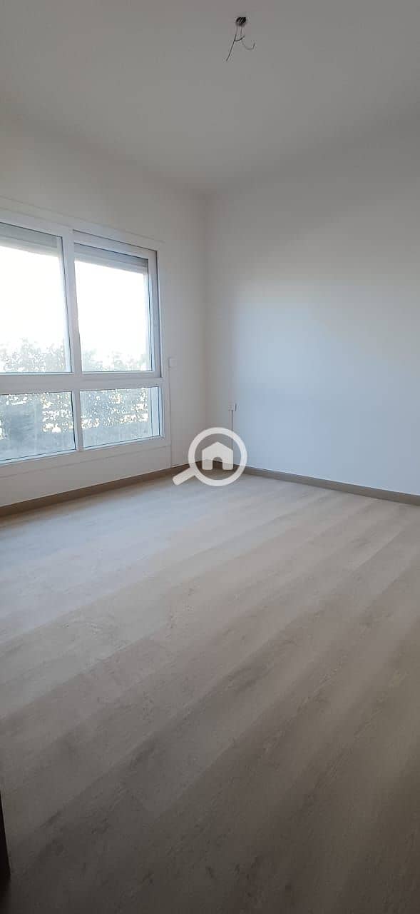 6 WhatsApp Image 2026-01-07 at 1.03. 08 PM (3). jpeg