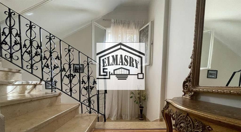 8 f6d37b3f-7b32-4005-8b36-1b1d92e67a0d. jpg