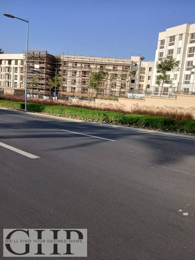 2 4d5a8512-6eb0-43c0-ae9a-71dd40cb71c0. jpg