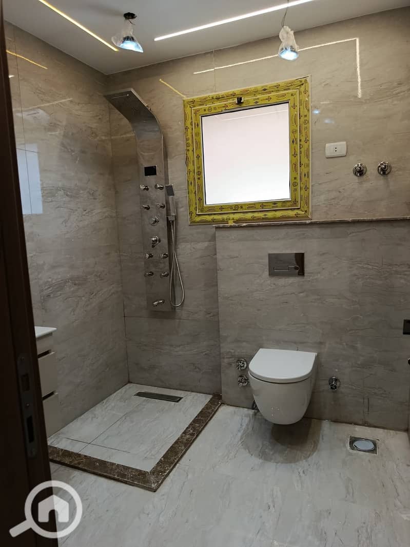 3 4b672bf2-117b-41db-b1d0-e5ee9aeb7a92. jpg