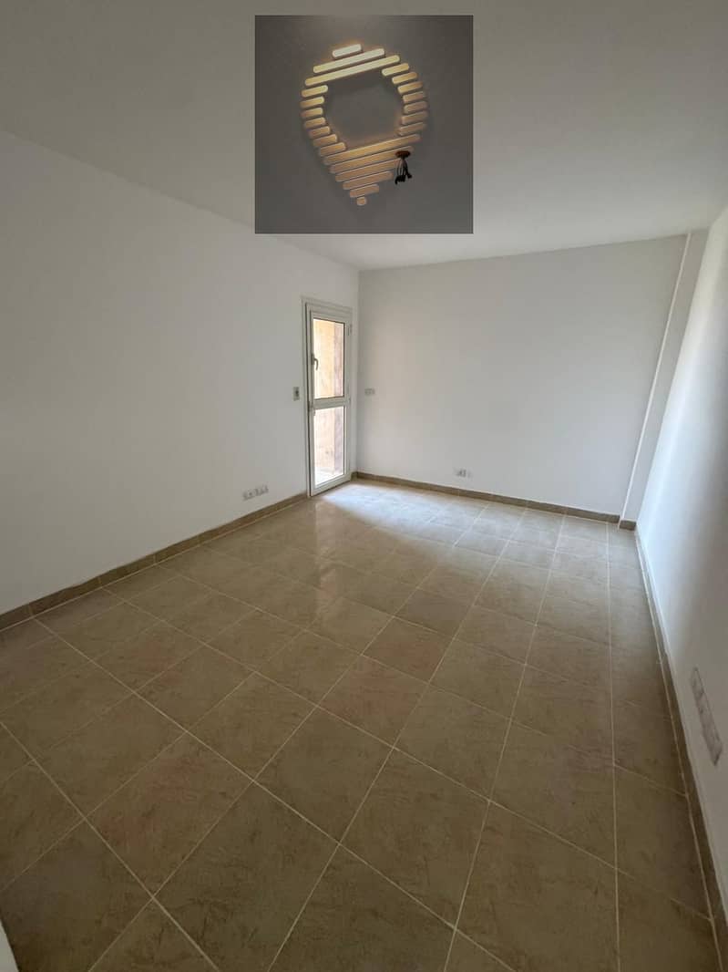 8 WhatsApp Image 2025-11-03 at 16.23. 01_c76522d7. jpg