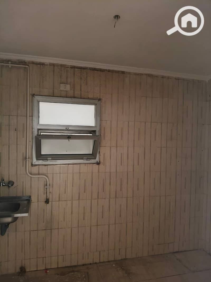 4 76b92d62-748c-4baa-bf76-f72e12f9d7cf. jpg