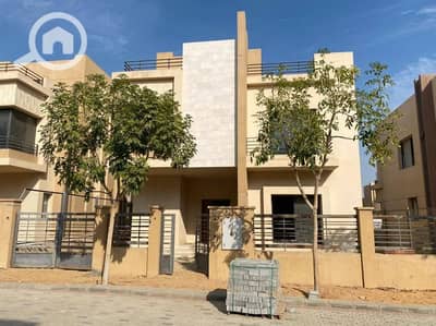 فیلا 4 غرف نوم للبيع في الشيخ زايد، الجيزة - 478599563_122212860602192539_1752470424297002755_n. jpg