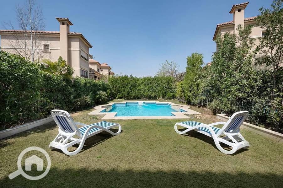 7 502577149_122159332922543437_8387640979787870696_n. jpg