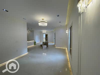 3 Bedroom Flat for Sale in New Cairo, Cairo - 6095b52e-01fd-4b95-93d8-4d497291c53b. jpeg