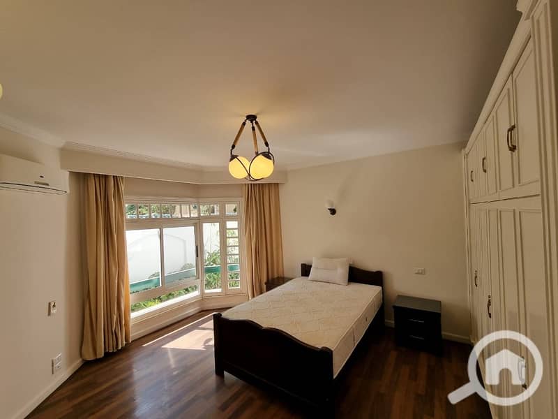 4 82f17237-43d4-4c4f-a976-658293fec641. jpeg