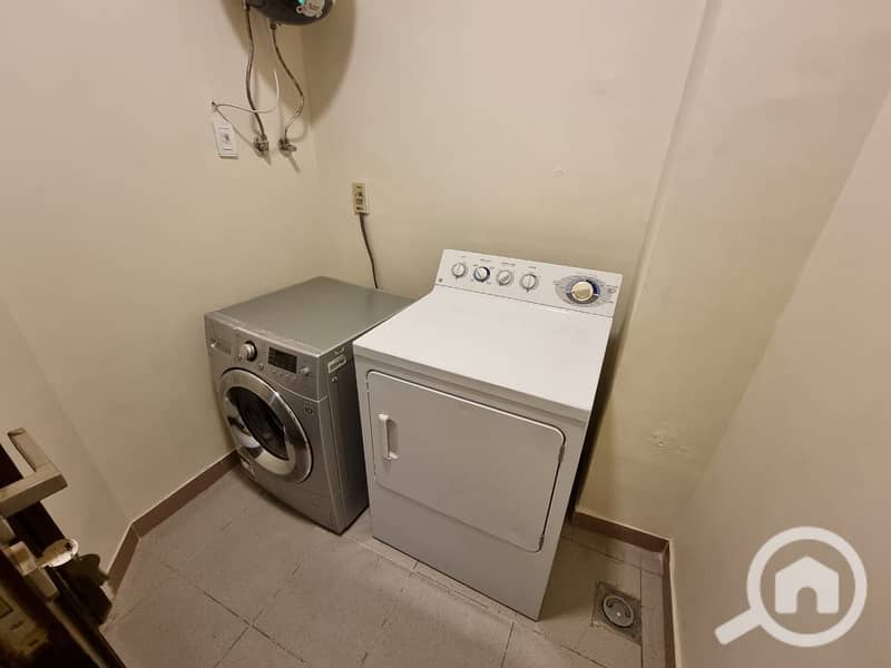 9 8898be78-9e92-4915-b5c4-d7de0cc86c2b. jpeg