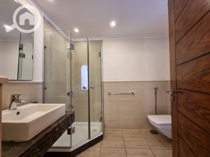 17 39643eaa-26bf-4fac-91c3-3b1dc9e53dd2. jpeg