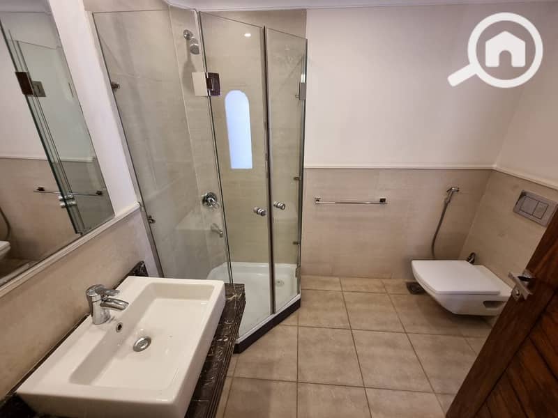 21 8d9ba0d5-9160-4c65-b4b8-9680dcbef47d. jpeg