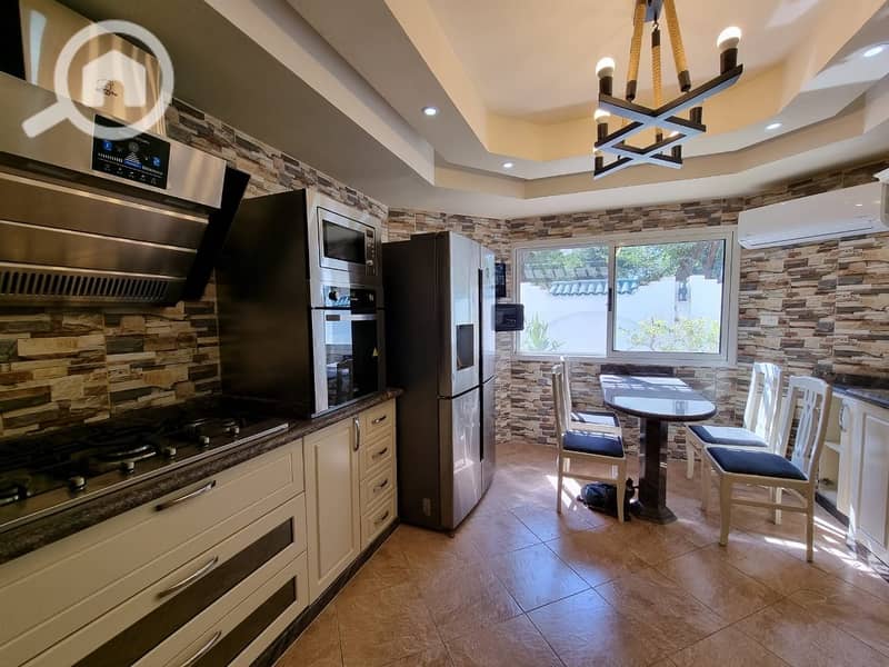 22 b5463567-135c-4feb-bbdc-90fae5307587. jpeg