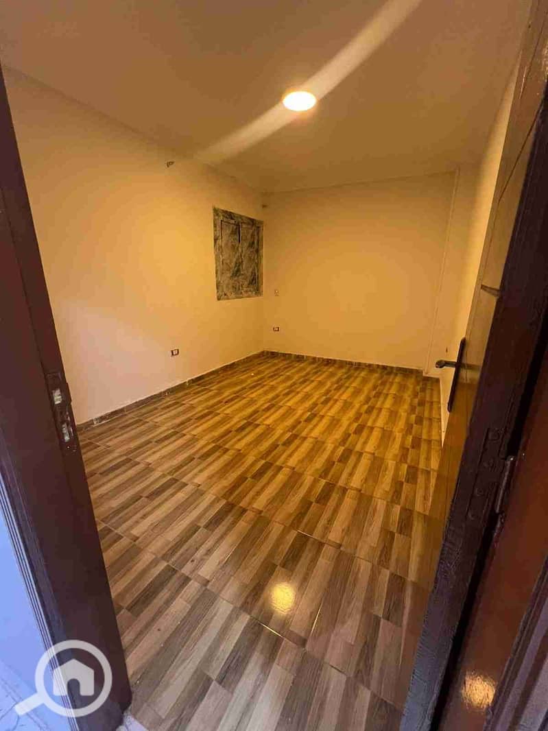 2 motion_photo_6581575557238888484. jpg