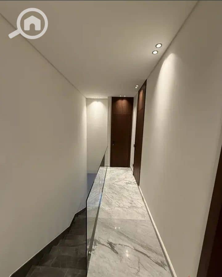 10 WhatsApp Image 2026-01-12 at 19.25. 12. jpeg