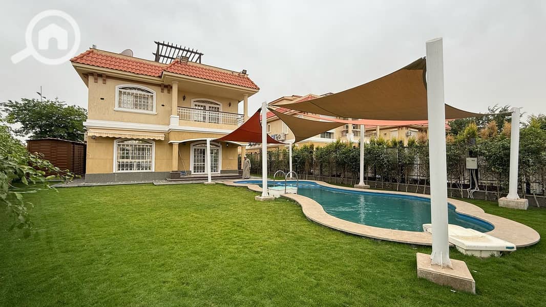 14 7485a325-140f-4d2b-8feb-991d0467dcc3. jpg