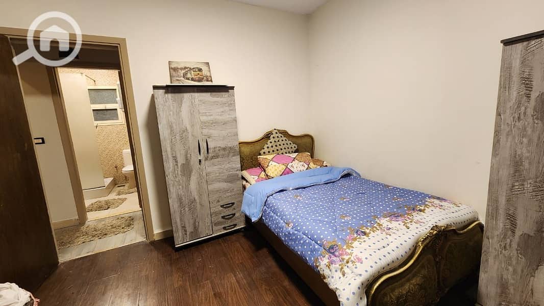 7 ff2c7c5e-5307-4c78-8b83-436a8f17b408. jpg