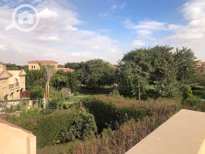 4 94e3c2e5-95d2-4091-82ec-d744a9bdb592. jpg