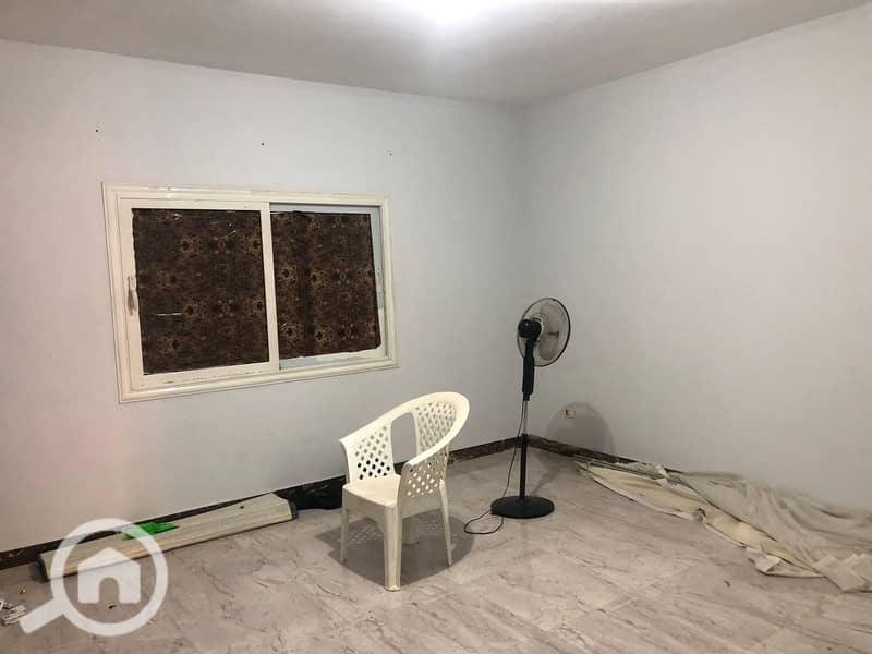 6 25852521-82f7-46c5-a8bf-799c46d57de1. jpg