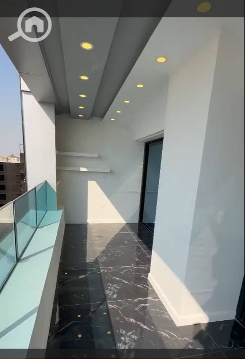 9 dbd44288-60d0-4a9f-b559-bd239abd910a. jpg