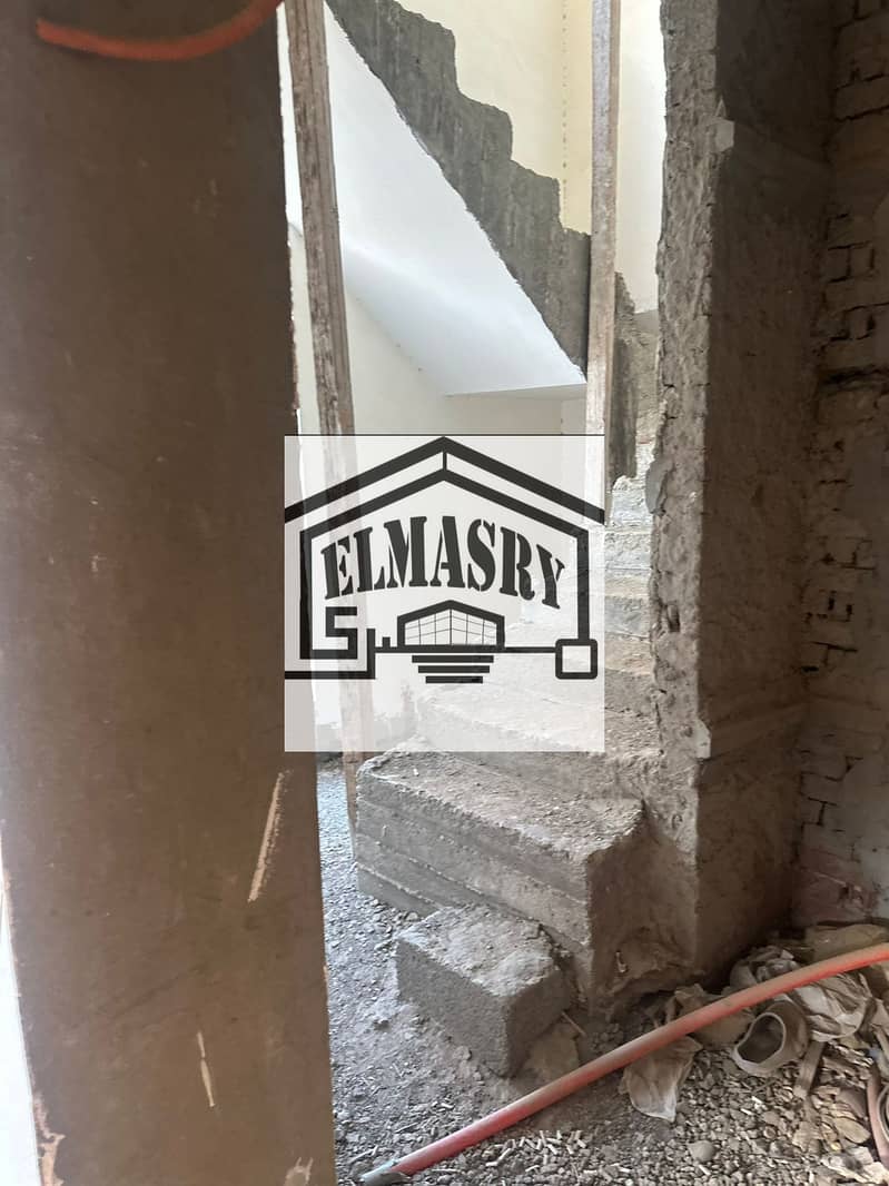 8 f335aa78-215b-4750-b78d-a2a1eb82e8a0. jpg