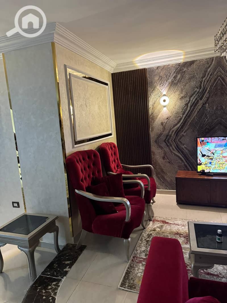 6 04fb85ec-b064-4f94-9c56-526c0aaeefc6. jpeg