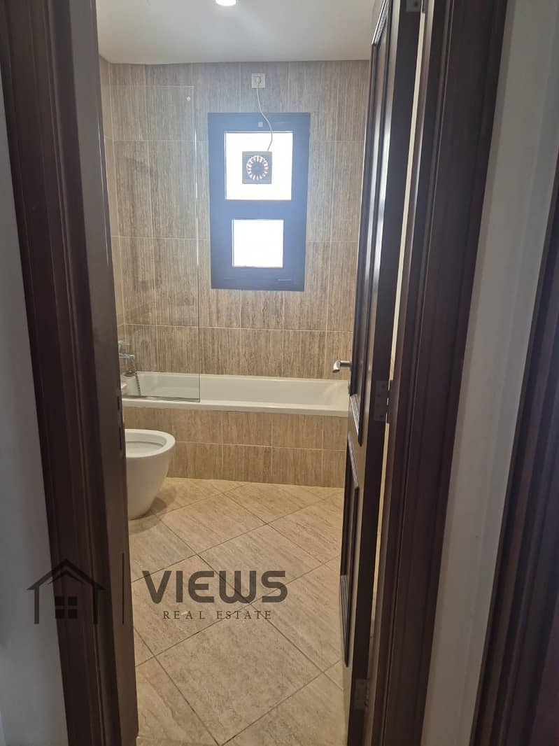 10 WhatsApp Image 2026-01-07 at 1.51. 24 PM. jpeg