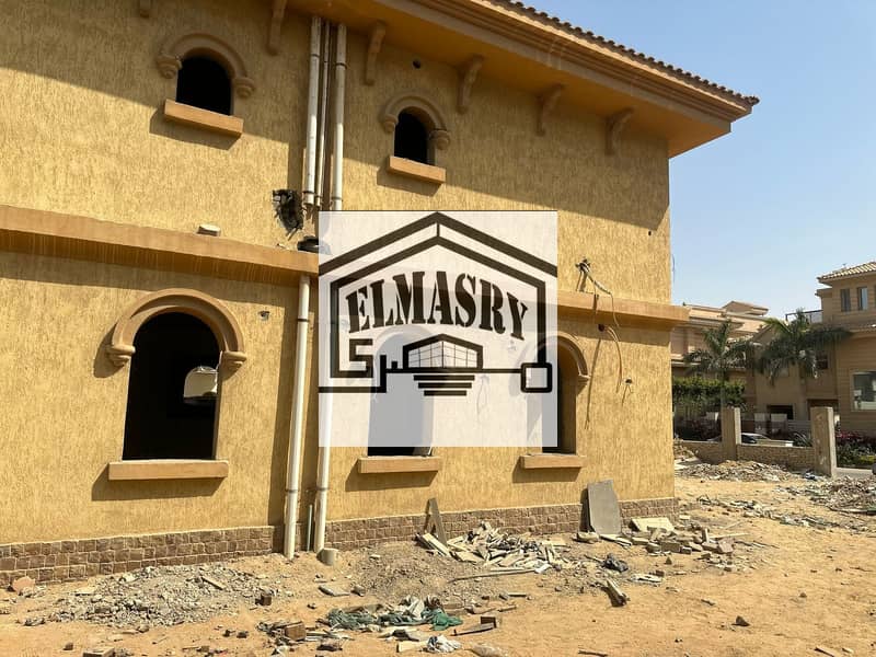 2 4b01b362-1fac-4529-9b73-13983ca945d0. jpg