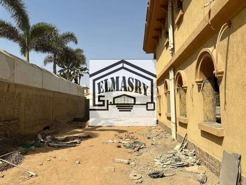 10 a21570a9-c194-4e64-8342-487c73598f0e. jpg