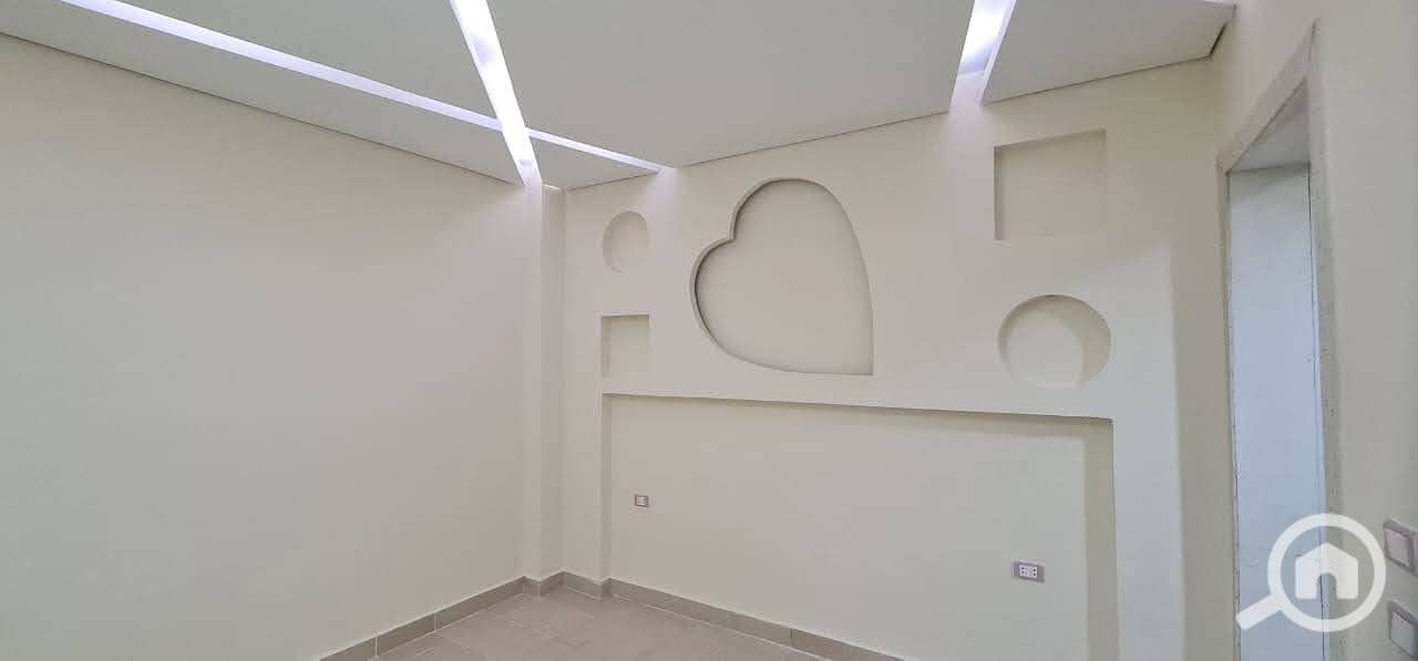 3 c4ba5f28-a2fa-412f-b0ba-940f97fe5a15. jpeg