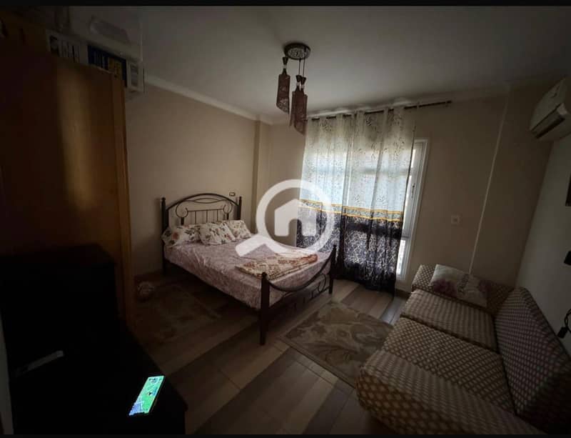 4 8e6e2c77-c2d3-4210-a512-95601d655c04. jpeg