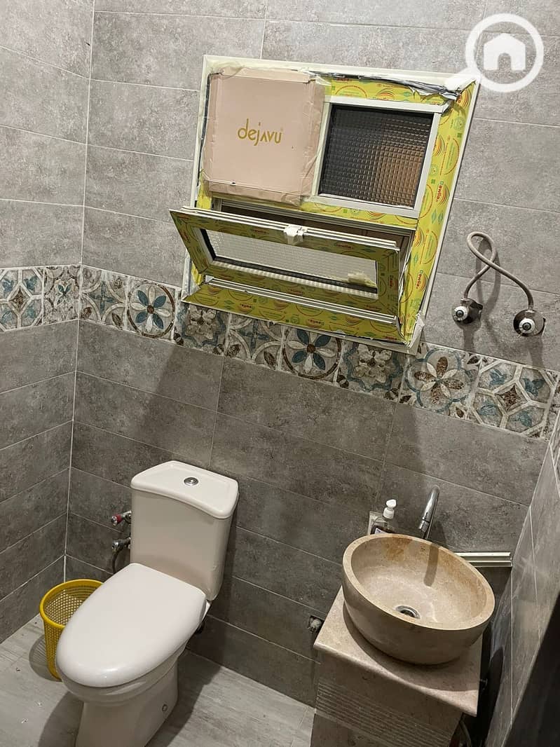 10 eb2b52ef-8c1a-4bd1-a7c6-5c80ed4745ac. jpeg