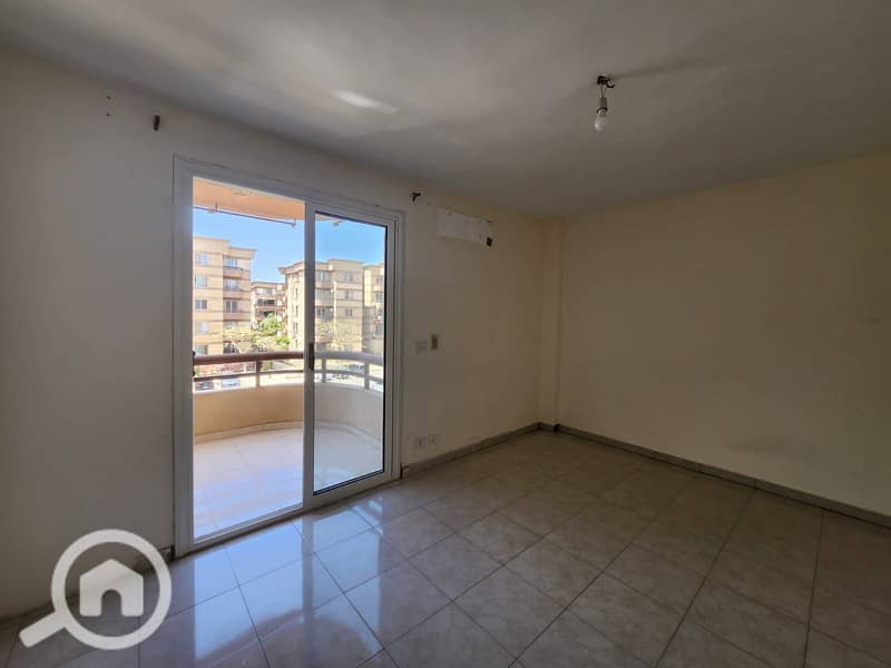 3 b637c5d1-dd2a-4942-ac0c-ff79d7be06a8. jpeg