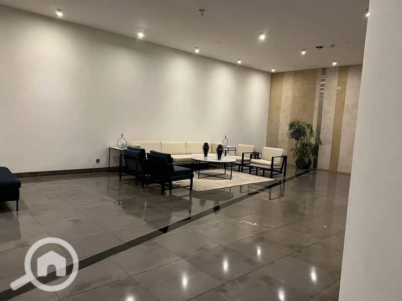 7 c6f06f9d-e7db-43af-b57d-02987aa4f4a6. jpeg