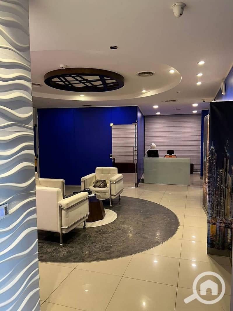 10 e7e12cee-027e-49eb-8381-875d0195d991. jpeg