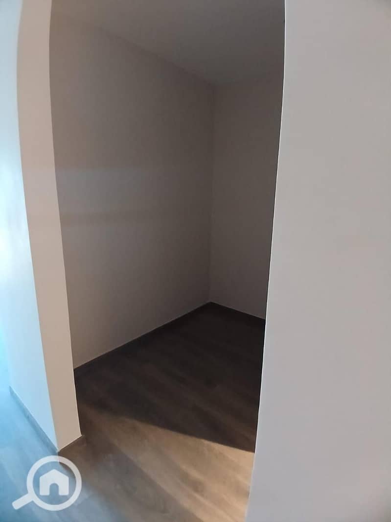 6 WhatsApp Image 2026-01-12 at 2.56. 33 PM (2). jpeg