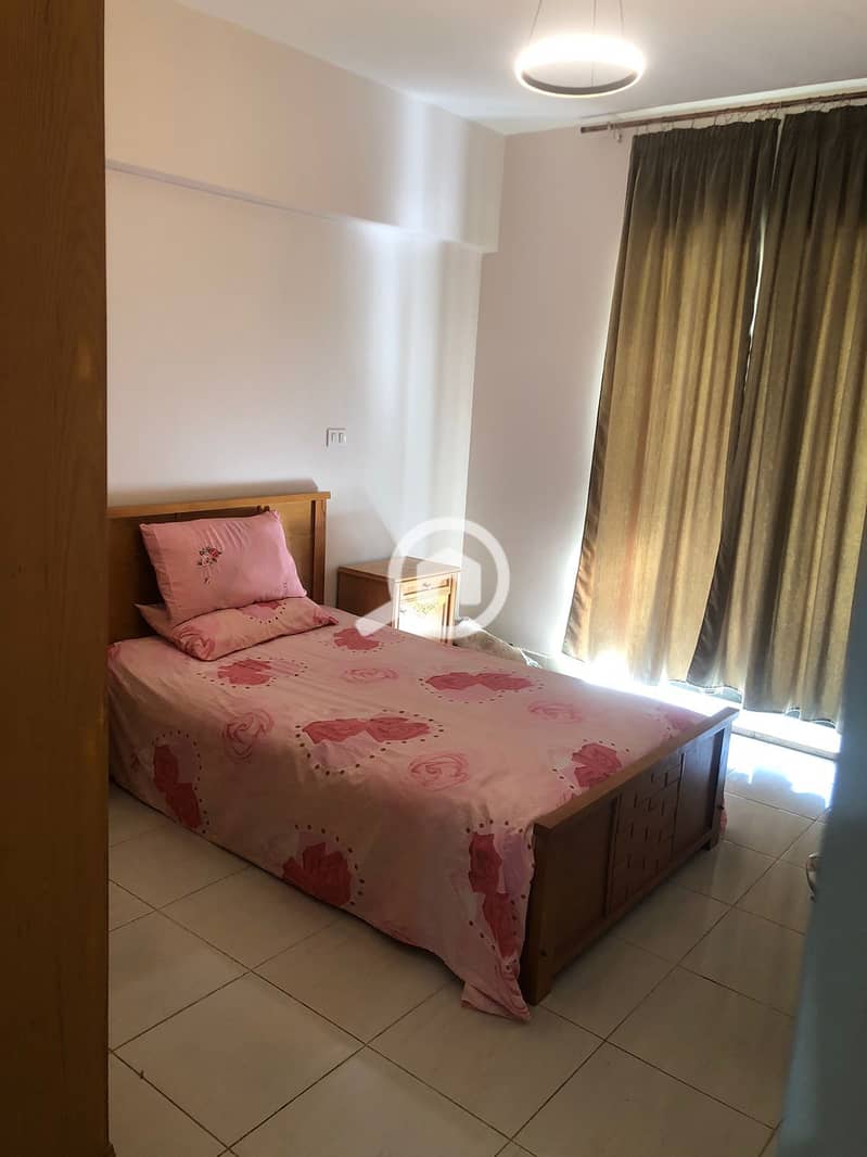 12 c73e5e4a-d559-49b5-8b5a-ebe57e1ff590. jpeg