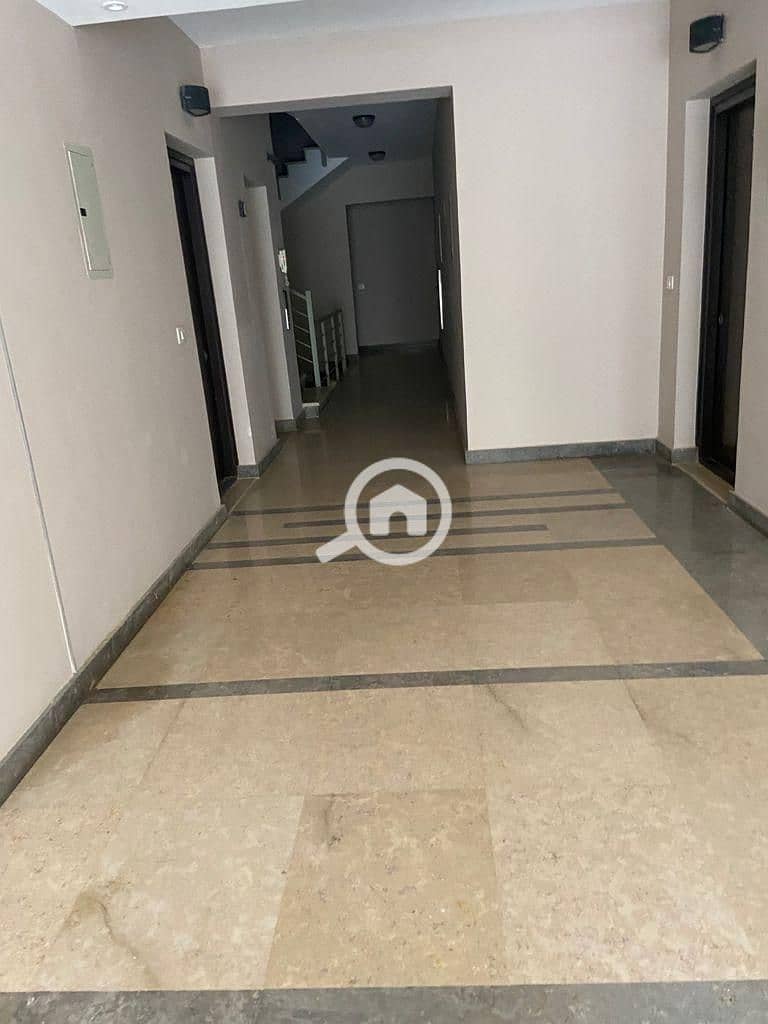 3 WhatsApp Image 2021-12-19 at 7.01. 37 PM (1). jpeg