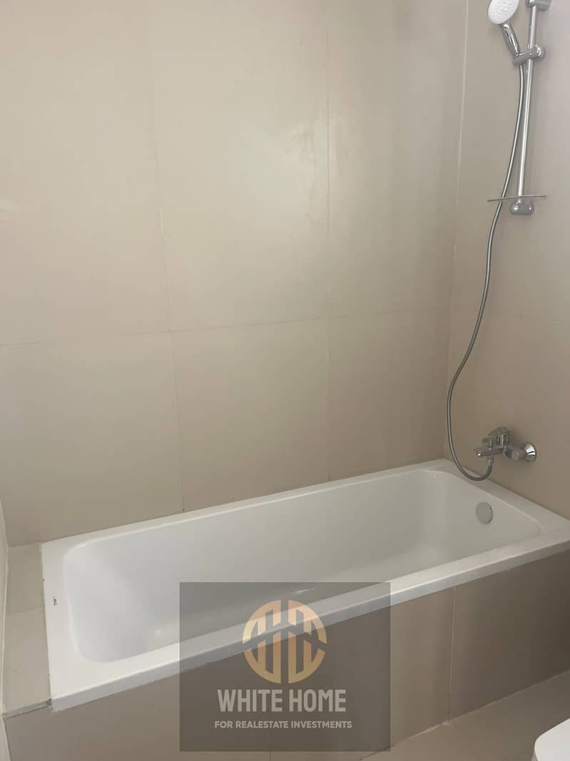 4 31dc05ef-c907-4496-b6ee-1f712050069e. jpeg