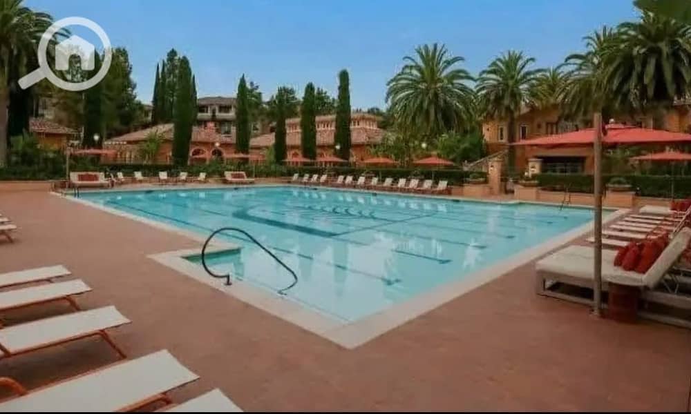 6 2e5d0cf9-c384-4b02-9236-1649e6a4755c. jpeg