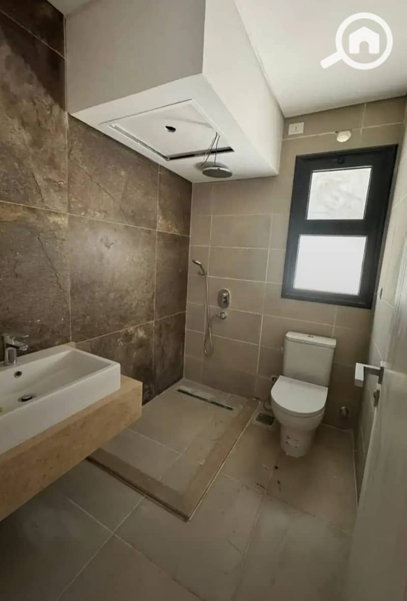 10 1ef885dd-7c68-4398-b411-d0dd94a5a77d. jpeg