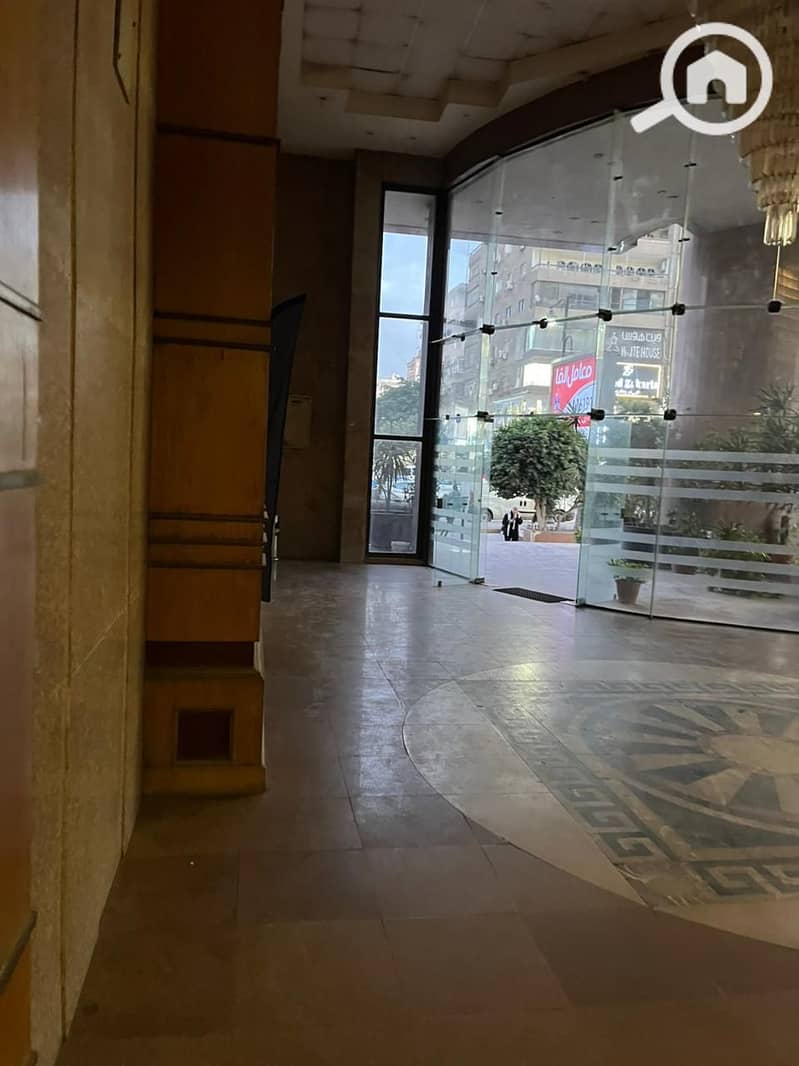 5 94b431b1-9d0e-4004-9312-ea35fa679590. jpg