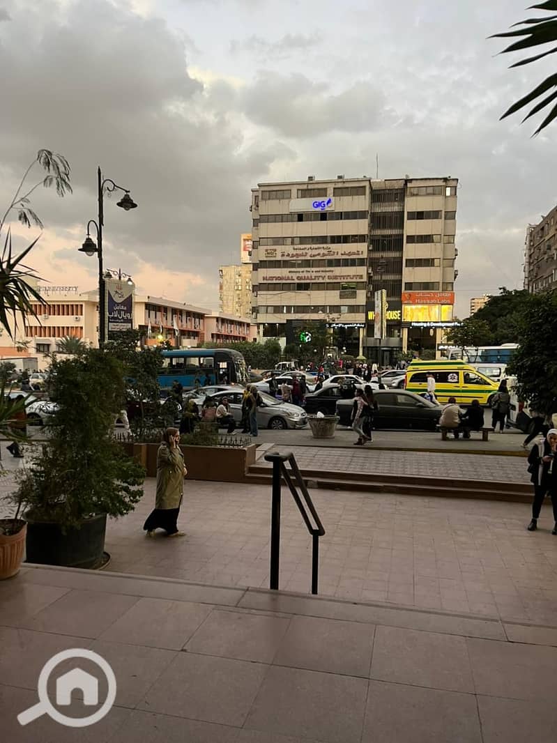 6 5157b849-2ae9-4299-af9b-0ad9b0ca417d. jpg