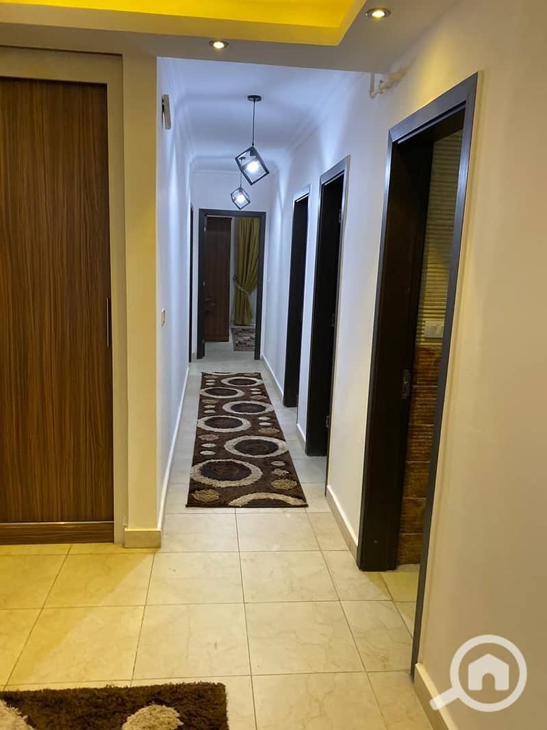 6 5a88d3d0-a5d1-4ade-814a-169aef93254d. jpeg